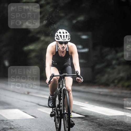 13.09.2026 - Stadtparktriathlon H.Heesch http://msf.ph/oto/10312306 13.09.2026 12:53:30 Radfahren 1254, 1280 meine-sportfotos.de