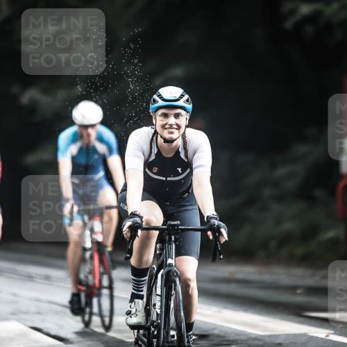 13.09.2026 - Stadtparktriathlon H.Heesch http://msf.ph/oto/10312308 13.09.2026 11:46:06 Radfahren 724, 733, 788, 803, 824, 871, 874, 907 meine-sportfotos.de