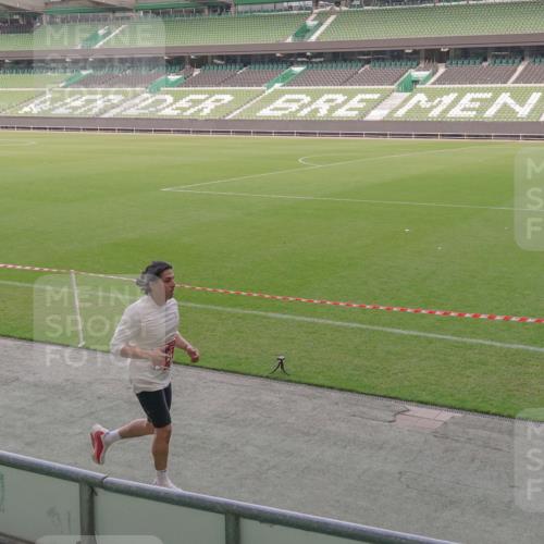 13.09.2026 - 21. swb-Marathon Bremen Michael Burmester http://msf.ph/oto/10312313 13.09.2026 12:48:09 Laufen im Stadion 382, 384, 572, 621, 826, 868, 889, 1349, 1554, 1872, 1925, 2266, 2538, 2605, 2646, 2844, 2956, 3110, 3118, 3127, 3196, 3242, 3276, 3284, 3297, 3424, 3466, 3520, 3794, 3910, 4025, 4082, 4239, 4614, 4712, 4729, 4732, 4777, 4808, 4992, 5424, 5725, 5803, 5976, 6025, 6053, 6058, 6686, 6708, 6784, 6815, 6951, 7064, 7102, 7399, 7538, 7636, 7803, 7814, 7871, 7876, 8060, 8334, 8611, 8621, 8706, 8877, 8973, 8980, 8981, 9010, 9035, 9061, 9429, 9689, 9813, 9918, 9934, 13091 meine-sportfotos.de