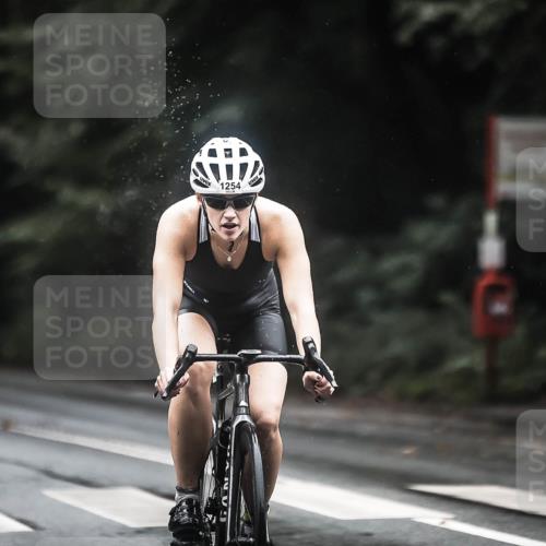 13.09.2026 - Stadtparktriathlon H.Heesch http://msf.ph/oto/10312315 13.09.2026 12:53:30 Radfahren 1254, 1280 meine-sportfotos.de