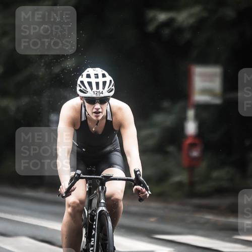 13.09.2026 - Stadtparktriathlon H.Heesch http://msf.ph/oto/10312318 13.09.2026 12:53:30 Radfahren 1254, 1280 meine-sportfotos.de