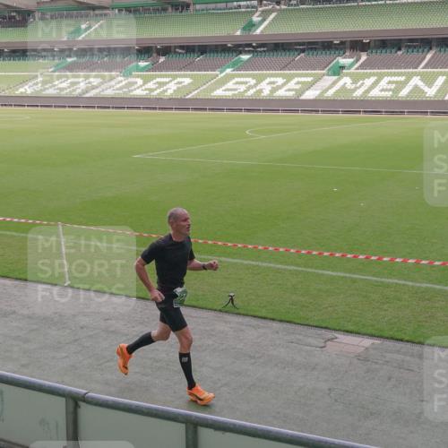 13.09.2026 - 21. swb-Marathon Bremen Michael Burmester http://msf.ph/oto/10312330 13.09.2026 12:48:10 Laufen im Stadion 382, 384, 572, 621, 826, 868, 889, 1349, 1554, 1872, 1925, 2266, 2538, 2605, 2646, 2844, 2956, 3110, 3118, 3127, 3196, 3242, 3276, 3284, 3297, 3424, 3466, 3520, 3794, 3910, 4025, 4082, 4239, 4614, 4712, 4729, 4732, 4808, 4992, 5424, 5517, 5725, 5803, 5976, 6025, 6053, 6058, 6686, 6708, 6784, 6815, 6951, 7064, 7102, 7399, 7538, 7636, 7803, 7814, 7871, 7876, 8060, 8334, 8611, 8621, 8706, 8877, 8973, 8980, 8981, 9010, 9035, 9061, 9429, 9689, 9813, 9918, 9934, 13091 meine-sportfotos.de
