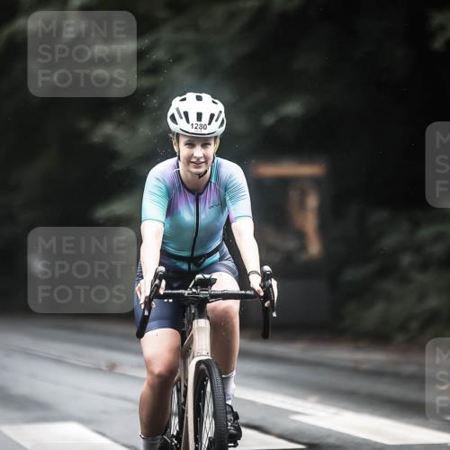 13.09.2026 - Stadtparktriathlon H.Heesch http://msf.ph/oto/10312351 13.09.2026 12:53:36 Radfahren 1280 meine-sportfotos.de