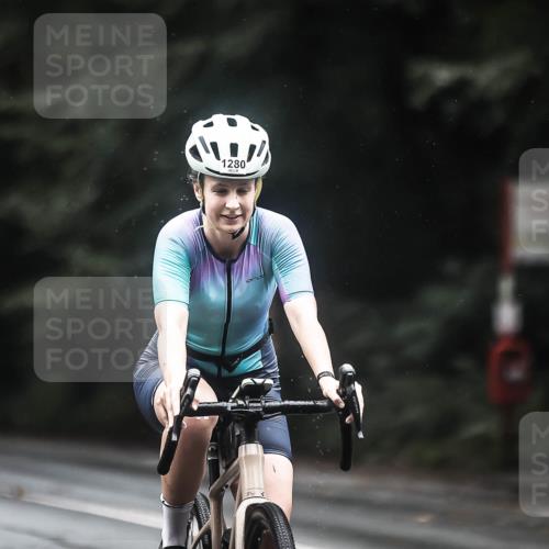 13.09.2026 - Stadtparktriathlon H.Heesch http://msf.ph/oto/10312363 13.09.2026 12:53:36 Radfahren 1280 meine-sportfotos.de