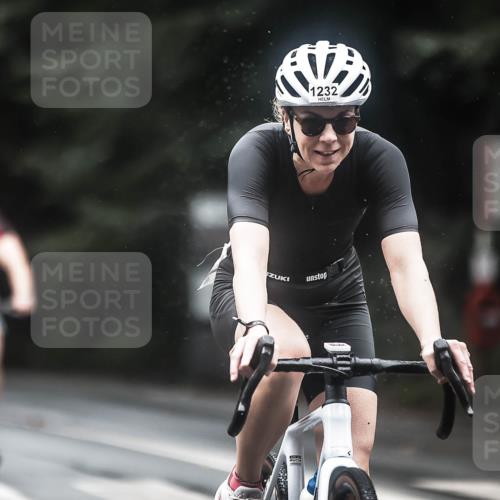 13.09.2026 - Stadtparktriathlon H.Heesch http://msf.ph/oto/10312451 13.09.2026 12:53:53 Radfahren 1084, 1088, 1120, 1136, 1232, 1255, 1257 meine-sportfotos.de
