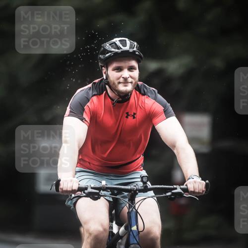 13.09.2026 - Stadtparktriathlon H.Heesch http://msf.ph/oto/10312469 13.09.2026 12:53:54 Radfahren 1084, 1088, 1120, 1136, 1232, 1255, 1257 meine-sportfotos.de