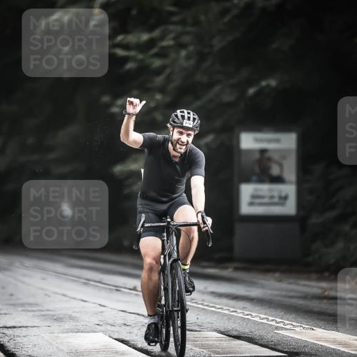 13.09.2026 - Stadtparktriathlon H.Heesch http://msf.ph/oto/10312530 13.09.2026 11:46:18 Radfahren 882, 939, 945, 946 meine-sportfotos.de