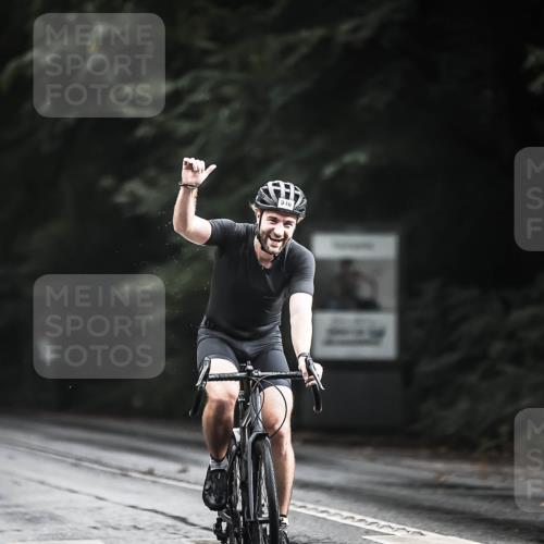 13.09.2026 - Stadtparktriathlon H.Heesch http://msf.ph/oto/10312535 13.09.2026 11:46:18 Radfahren 882, 939, 945, 946 meine-sportfotos.de