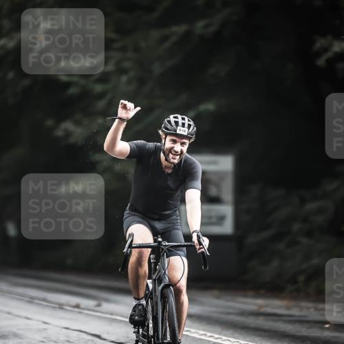 13.09.2026 - Stadtparktriathlon H.Heesch http://msf.ph/oto/10312539 13.09.2026 11:46:18 Radfahren 882, 939, 945, 946 meine-sportfotos.de