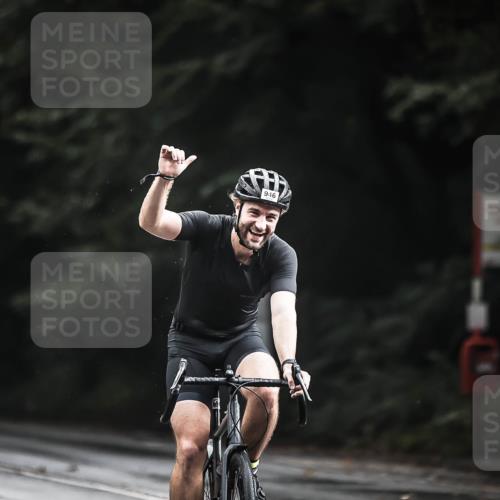 13.09.2026 - Stadtparktriathlon H.Heesch http://msf.ph/oto/10312551 13.09.2026 11:46:18 Radfahren 882, 939, 945, 946 meine-sportfotos.de