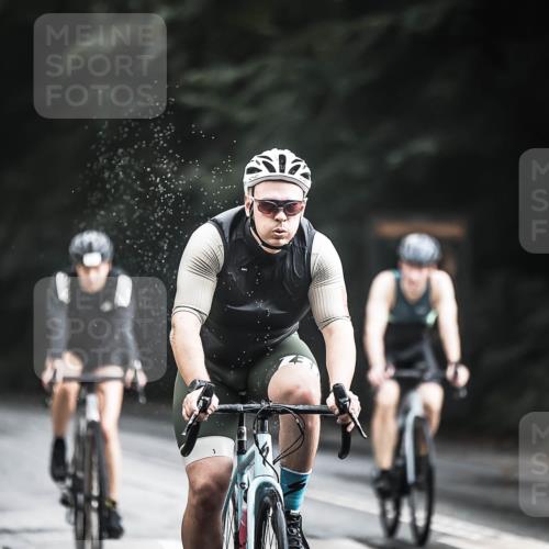 13.09.2026 - Stadtparktriathlon H.Heesch http://msf.ph/oto/10312588 13.09.2026 11:46:32 Radfahren 786, 835, 933 meine-sportfotos.de