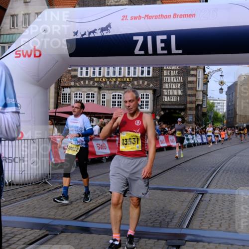 13.09.2026 - 21. swb-Marathon Bremen Tim E. http://msf.ph/oto/10312601 13.09.2026 10:54:19 Ziel 10255, 10579, 10708, 10822, 10947, 11010, 11206, 11290, 11329, 11765, 11998, 12075, 12244, 12356, 12435, 12515, 13531 meine-sportfotos.de