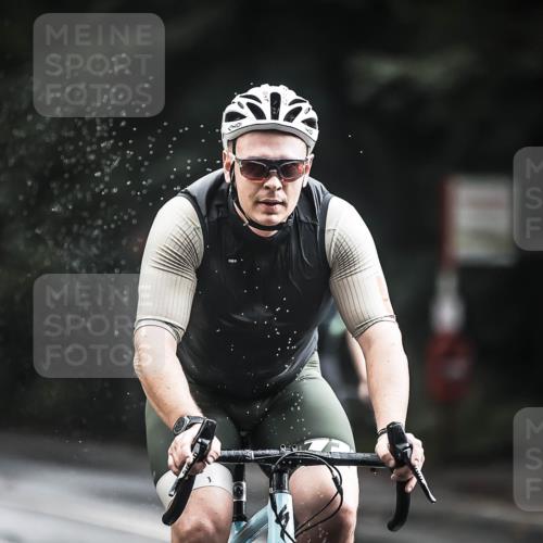 13.09.2026 - Stadtparktriathlon H.Heesch http://msf.ph/oto/10312610 13.09.2026 11:46:32 Radfahren 786, 835, 933 meine-sportfotos.de