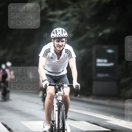 13.09.2026 - Stadtparktriathlon H.Heesch http://msf.ph/oto/10312622 13.09.2026 12:54:11 Radfahren 1137, 1138, 1140, 1204, 1211, 1289 meine-sportfotos.de