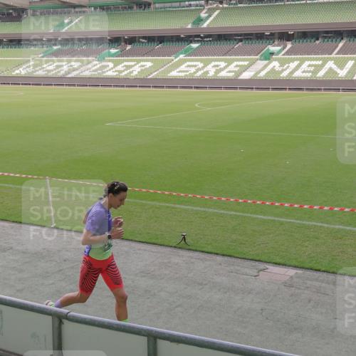 13.09.2026 - 21. swb-Marathon Bremen Michael Burmester http://msf.ph/oto/10312766 13.09.2026 12:48:52 Laufen im Stadion 382, 384, 524, 572, 779, 826, 889, 899, 1349, 1723, 1748, 1872, 1925, 2266, 2287, 2605, 2750, 2844, 2909, 2956, 3043, 3110, 3127, 3197, 3242, 3276, 3330, 3466, 3794, 3910, 3973, 4033, 4082, 4247, 4614, 4712, 4732, 4743, 4852, 4898, 4990, 4992, 5424, 5517, 5570, 5594, 5648, 5803, 6025, 6058, 6692, 6708, 6784, 6842, 6951, 7064, 7399, 7538, 7636, 7803, 7876, 8611, 8621, 8706, 8877, 8973, 8980, 8981, 9010, 9035, 9429, 13091 meine-sportfotos.de