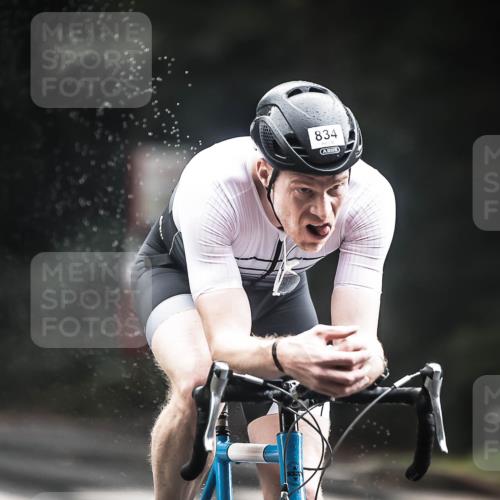 13.09.2026 - Stadtparktriathlon H.Heesch http://msf.ph/oto/10312807 13.09.2026 11:46:57 Radfahren 794, 834, 860 meine-sportfotos.de