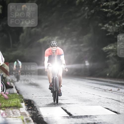 13.09.2026 - Stadtparktriathlon H.Heesch http://msf.ph/oto/10312834 13.09.2026 11:47:04 Radfahren 905 meine-sportfotos.de