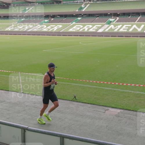 13.09.2026 - 21. swb-Marathon Bremen Michael Burmester http://msf.ph/oto/10312835 13.09.2026 12:48:58 Laufen im Stadion 382, 384, 524, 572, 779, 826, 889, 899, 1349, 1723, 1748, 1872, 1925, 2287, 2605, 2750, 2844, 2909, 2956, 3043, 3110, 3127, 3197, 3242, 3276, 3330, 3466, 3794, 3910, 3973, 4033, 4082, 4247, 4384, 4614, 4712, 4732, 4743, 4852, 4898, 4990, 5424, 5517, 5570, 5594, 5648, 5803, 6025, 6058, 6692, 6708, 6842, 6951, 7064, 7109, 7399, 7538, 7636, 7803, 7876, 8611, 8621, 8706, 8877, 8973, 8980, 8981, 9010, 9035, 9429, 13091 meine-sportfotos.de
