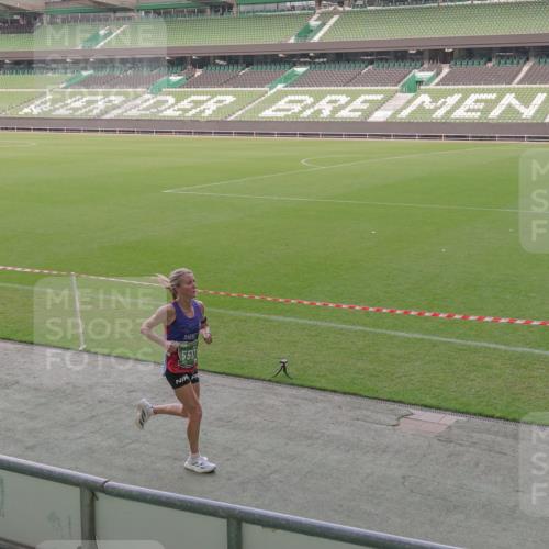 13.09.2026 - 21. swb-Marathon Bremen Michael Burmester http://msf.ph/oto/10312842 13.09.2026 12:48:59 Laufen im Stadion 382, 384, 524, 572, 779, 826, 889, 899, 1349, 1723, 1748, 1872, 1925, 2287, 2605, 2750, 2844, 2909, 2956, 3043, 3110, 3127, 3197, 3242, 3276, 3330, 3466, 3794, 3910, 3973, 4033, 4082, 4247, 4384, 4614, 4712, 4732, 4743, 4852, 4898, 4990, 5424, 5517, 5570, 5585, 5594, 5648, 5803, 6025, 6058, 6692, 6708, 6842, 6951, 7064, 7109, 7399, 7538, 7636, 7803, 7876, 8611, 8621, 8706, 8877, 8973, 8980, 8981, 9010, 9035, 9429, 13091 meine-sportfotos.de