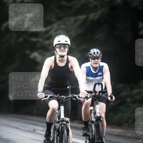 13.09.2026 - Stadtparktriathlon H.Heesch http://msf.ph/oto/10312864 13.09.2026 12:54:33 Radfahren 1101, 1225, 1226, 1308 meine-sportfotos.de