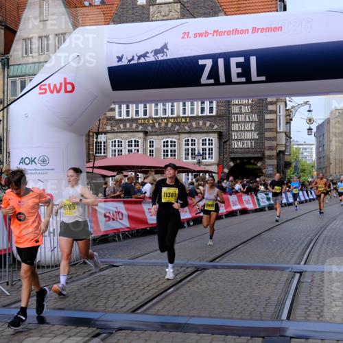 13.09.2026 - 21. swb-Marathon Bremen Tim E. http://msf.ph/oto/10312880 13.09.2026 10:54:28 Ziel 10359, 10577, 10749, 10822, 10947, 10996, 11010, 11099, 11118, 11290, 11329, 11361, 11476, 11765, 11843, 11989, 11998, 13531 meine-sportfotos.de