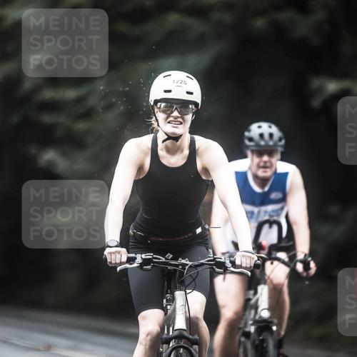 13.09.2026 - Stadtparktriathlon H.Heesch http://msf.ph/oto/10312881 13.09.2026 12:54:33 Radfahren 1101, 1225, 1226, 1308 meine-sportfotos.de