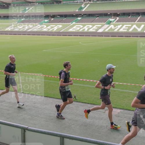 13.09.2026 - 21. swb-Marathon Bremen Michael Burmester http://msf.ph/oto/10312889 13.09.2026 12:49:01 Laufen im Stadion 382, 384, 524, 572, 779, 826, 889, 899, 1349, 1517, 1723, 1748, 1872, 1925, 2287, 2605, 2750, 2844, 2909, 2956, 3043, 3110, 3127, 3197, 3242, 3276, 3330, 3466, 3794, 3910, 3973, 4033, 4082, 4247, 4384, 4712, 4732, 4743, 4852, 4898, 4990, 5424, 5517, 5570, 5585, 5594, 5648, 5803, 6025, 6058, 6692, 6708, 6842, 6951, 7064, 7109, 7115, 7399, 7538, 7636, 7803, 7876, 8611, 8621, 8706, 8877, 8973, 8980, 8981, 9010, 9035, 9429, 13091 meine-sportfotos.de
