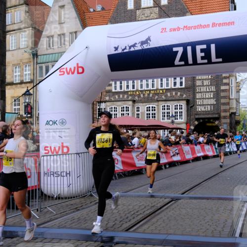 13.09.2026 - 21. swb-Marathon Bremen Tim E. http://msf.ph/oto/10312928 13.09.2026 10:54:29 Ziel 10359, 10577, 10749, 10822, 10996, 11010, 11099, 11118, 11290, 11329, 11361, 11476, 11765, 11843, 11989, 11998, 13531 meine-sportfotos.de