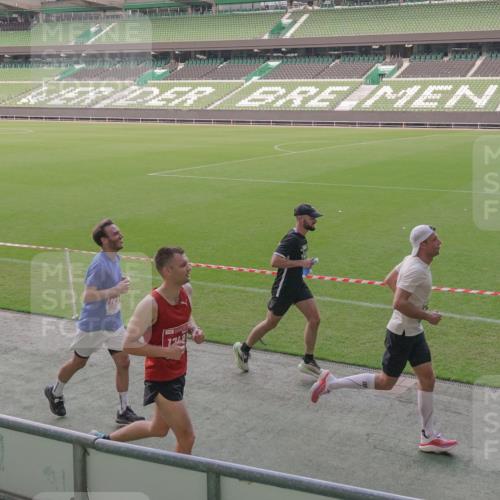 13.09.2026 - 21. swb-Marathon Bremen Michael Burmester http://msf.ph/oto/10312961 13.09.2026 12:49:07 Laufen im Stadion 382, 384, 524, 572, 670, 779, 826, 889, 899, 1349, 1517, 1605, 1723, 1748, 1872, 1925, 2287, 2288, 2605, 2750, 2844, 2909, 2956, 3043, 3110, 3127, 3197, 3242, 3276, 3330, 3466, 3625, 3910, 3973, 4033, 4082, 4247, 4384, 4712, 4732, 4743, 4852, 4898, 4990, 5424, 5517, 5570, 5585, 5594, 5648, 6025, 6058, 6652, 6692, 6842, 6906, 6951, 7064, 7109, 7115, 7399, 7636, 7803, 7876, 8611, 8706, 8877, 8973, 8981, 9010, 9035, 9429, 13091 meine-sportfotos.de