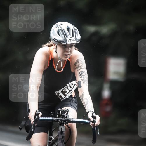 13.09.2026 - Stadtparktriathlon H.Heesch http://msf.ph/oto/10312981 13.09.2026 12:54:41 Radfahren 1101, 1262, 1304, 1308 meine-sportfotos.de