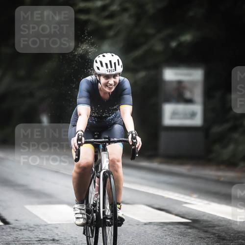 13.09.2026 - Stadtparktriathlon H.Heesch http://msf.ph/oto/10312996 13.09.2026 12:54:45 Radfahren 1217, 1262, 1304, 1308 meine-sportfotos.de