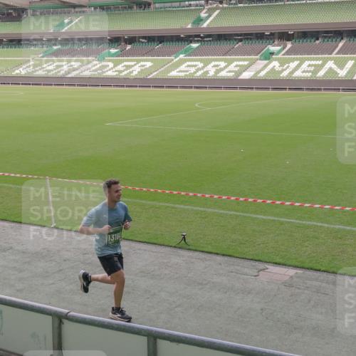 13.09.2026 - 21. swb-Marathon Bremen Michael Burmester http://msf.ph/oto/10313004 13.09.2026 12:49:13 Laufen im Stadion 382, 384, 524, 572, 663, 670, 779, 826, 889, 899, 1349, 1517, 1605, 1723, 1748, 1872, 1925, 2052, 2287, 2288, 2347, 2605, 2750, 2844, 2909, 3043, 3110, 3127, 3197, 3276, 3330, 3466, 3625, 3910, 3973, 4033, 4082, 4247, 4384, 4712, 4732, 4743, 4852, 4898, 4990, 5111, 5377, 5383, 5424, 5517, 5570, 5585, 5594, 5648, 6025, 6058, 6652, 6692, 6842, 6906, 6951, 7064, 7109, 7115, 7399, 7636, 7803, 7876, 8706, 8877, 8973, 8981, 9010, 9035, 9429, 13091 meine-sportfotos.de