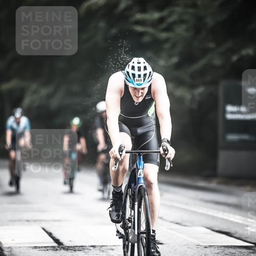 13.09.2026 - Stadtparktriathlon H.Heesch http://msf.ph/oto/10313035 13.09.2026 11:47:19 Radfahren 745, 800, 826, 859, 869, 935 meine-sportfotos.de