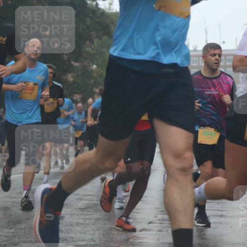 13.09.2026 - Kiel Lauf Markus Tischler http://msf.ph/oto/10313072 13.09.2026 10:40:03 Fleethörn 14165, 38, 604, 5058, 38, 9912, 38, 8547, 2387 meine-sportfotos.de