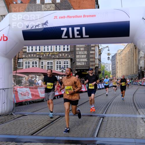 13.09.2026 - 21. swb-Marathon Bremen Tim E. http://msf.ph/oto/10313086 13.09.2026 10:54:32 Ziel 10359, 10503, 10577, 10749, 10837, 10884, 10996, 11099, 11118, 11290, 11329, 11361, 11476, 11765, 11843, 11989, 11998 meine-sportfotos.de