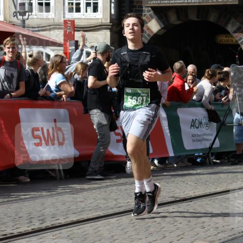 13.09.2026 - 21. swb-Marathon Bremen Strokosch-Dieckow http://msf.ph/oto/10313093 13.09.2026 13:30:48 Ziel 625, 1067, 2265, 2900, 3163, 3164, 3425, 4058, 4206, 4332, 4342, 4415, 4425, 4748, 4757, 5506, 5551, 6134, 6347, 6988, 7253, 7567, 7645, 7821, 8090, 8105, 8116, 8117, 8169, 8314, 8494, 8762, 8878, 8966, 9011, 9015, 9108, 9412, 9695, 9825, 244, 1189, 1479, 2902, 3360, 4251, 5600, 5900, 6307, 7198, 7760, 7798, 8543, 8616, 9290, 9507, 9767, 9937, 9958, 9962, 9976, 13152, 13215 meine-sportfotos.de