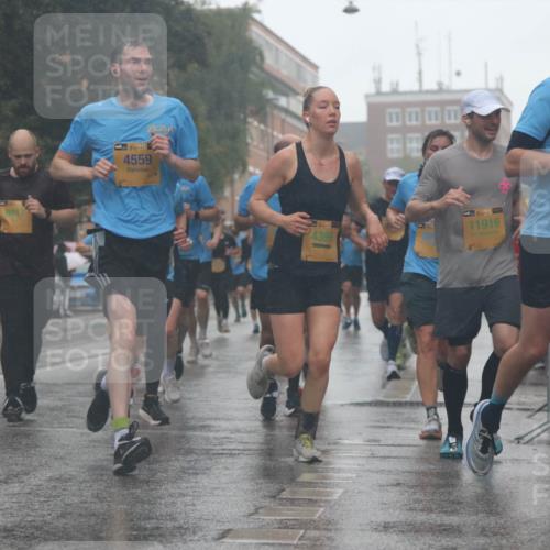 13.09.2026 - Kiel Lauf Markus Tischler http://msf.ph/oto/10313106 13.09.2026 10:40:07 Fleethörn 8151, 8175, 38, 4559, 4399, 1, 39, 11916 meine-sportfotos.de