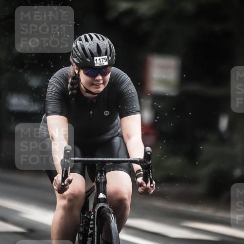 13.09.2026 - Stadtparktriathlon H.Heesch http://msf.ph/oto/10313117 13.09.2026 12:54:53 Radfahren 1108, 1153, 1158, 1179, 1217, 1224, 1258, 1417 meine-sportfotos.de