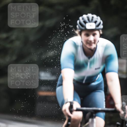 13.09.2026 - Stadtparktriathlon H.Heesch http://msf.ph/oto/10313122 13.09.2026 11:47:23 Radfahren 745, 800, 826, 863, 869, 935 meine-sportfotos.de