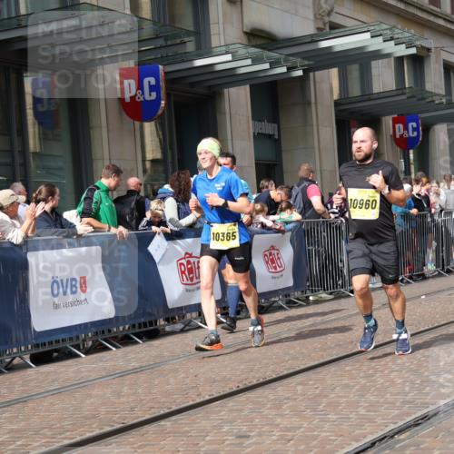 13.09.2026 - 21. swb-Marathon Bremen Strokosch-Dieckow http://msf.ph/oto/10313142 13.09.2026 10:56:04 Ziel 10184, 10211, 10240, 10246, 10322, 10356, 10365, 10443, 10670, 10675, 10699, 10844, 10957, 10960, 11069, 11256, 11280, 11317, 11407, 11570, 11693, 11782, 11795, 11844, 11855, 11871, 12452, 12543, 10243, 10298, 10365, 10374, 10690, 10703, 10949, 10952, 10957, 11219, 11790, 11972, 12061, 12108, 12143, 12476, 12484, 13565 meine-sportfotos.de