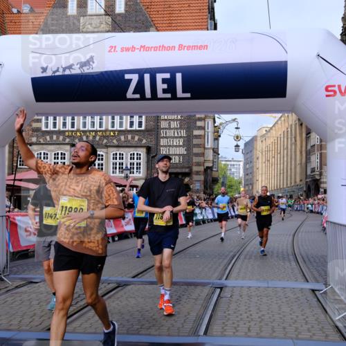 13.09.2026 - 21. swb-Marathon Bremen Tim E. http://msf.ph/oto/10313149 13.09.2026 10:54:33 Ziel 10359, 10503, 10577, 10631, 10749, 10837, 10884, 10996, 11099, 11118, 11290, 11329, 11361, 11476, 11765, 11843, 11989, 11998 meine-sportfotos.de