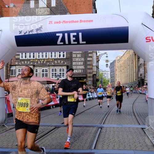 13.09.2026 - 21. swb-Marathon Bremen Tim E. http://msf.ph/oto/10313166 13.09.2026 10:54:33 Ziel 10359, 10503, 10577, 10631, 10749, 10837, 10884, 10996, 11099, 11118, 11290, 11329, 11361, 11476, 11765, 11843, 11989, 11998 meine-sportfotos.de