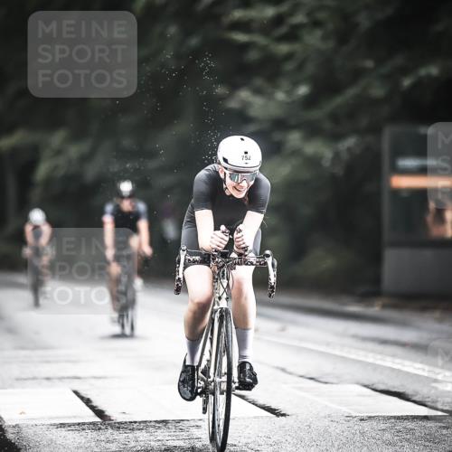 13.09.2026 - Stadtparktriathlon H.Heesch http://msf.ph/oto/10313182 13.09.2026 11:47:31 Radfahren 752, 801, 826, 840, 863 meine-sportfotos.de