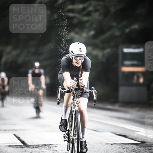 13.09.2026 - Stadtparktriathlon H.Heesch http://msf.ph/oto/10313194 13.09.2026 11:47:31 Radfahren 752, 801, 826, 840, 863 meine-sportfotos.de