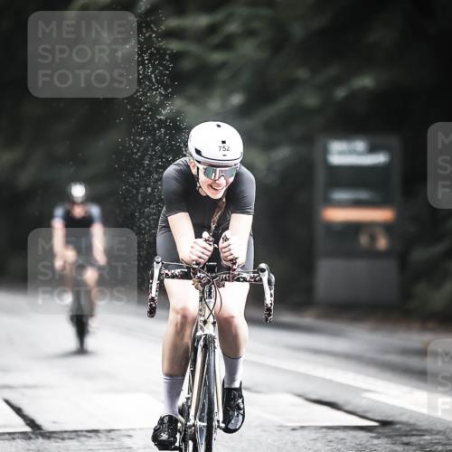 13.09.2026 - Stadtparktriathlon H.Heesch http://msf.ph/oto/10313201 13.09.2026 11:47:31 Radfahren 752, 801, 826, 840, 863 meine-sportfotos.de