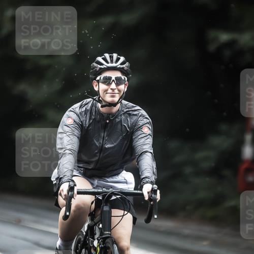 13.09.2026 - Stadtparktriathlon H.Heesch http://msf.ph/oto/10313237 13.09.2026 12:55:01 Radfahren 1108, 1153, 1158, 1224, 1245, 1258, 1261, 1286, 1376, 1417 meine-sportfotos.de