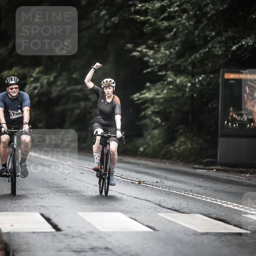 13.09.2026 - Stadtparktriathlon H.Heesch http://msf.ph/oto/10313262 13.09.2026 12:55:03 Radfahren 1108, 1153, 1158, 1245, 1261, 1286, 1376, 1417 meine-sportfotos.de