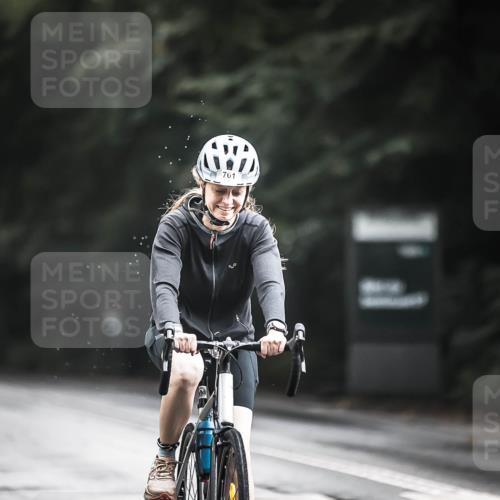 13.09.2026 - Stadtparktriathlon H.Heesch http://msf.ph/oto/10313306 13.09.2026 11:47:37 Radfahren 752, 761, 779, 801, 840 meine-sportfotos.de