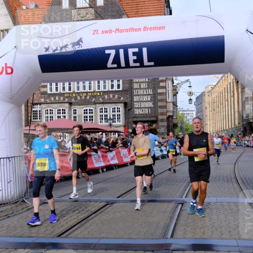13.09.2026 - 21. swb-Marathon Bremen Tim E. http://msf.ph/oto/10313309 13.09.2026 10:54:36 Ziel 10359, 10503, 10577, 10631, 10749, 10837, 10884, 10996, 11099, 11118, 11329, 11361, 11476, 11765, 11843, 11989, 11998, 12265, 12328 meine-sportfotos.de