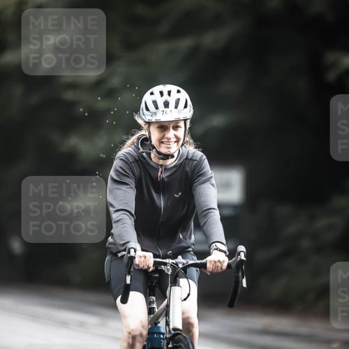 13.09.2026 - Stadtparktriathlon H.Heesch http://msf.ph/oto/10313314 13.09.2026 11:47:38 Radfahren 761, 779, 801, 831, 840, 885, 948 meine-sportfotos.de
